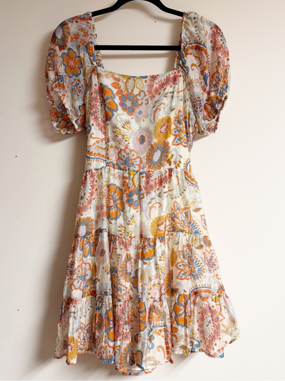 1. State Floral Puff-Sleeve Tiered Dress in Cream and Orange Size Medium